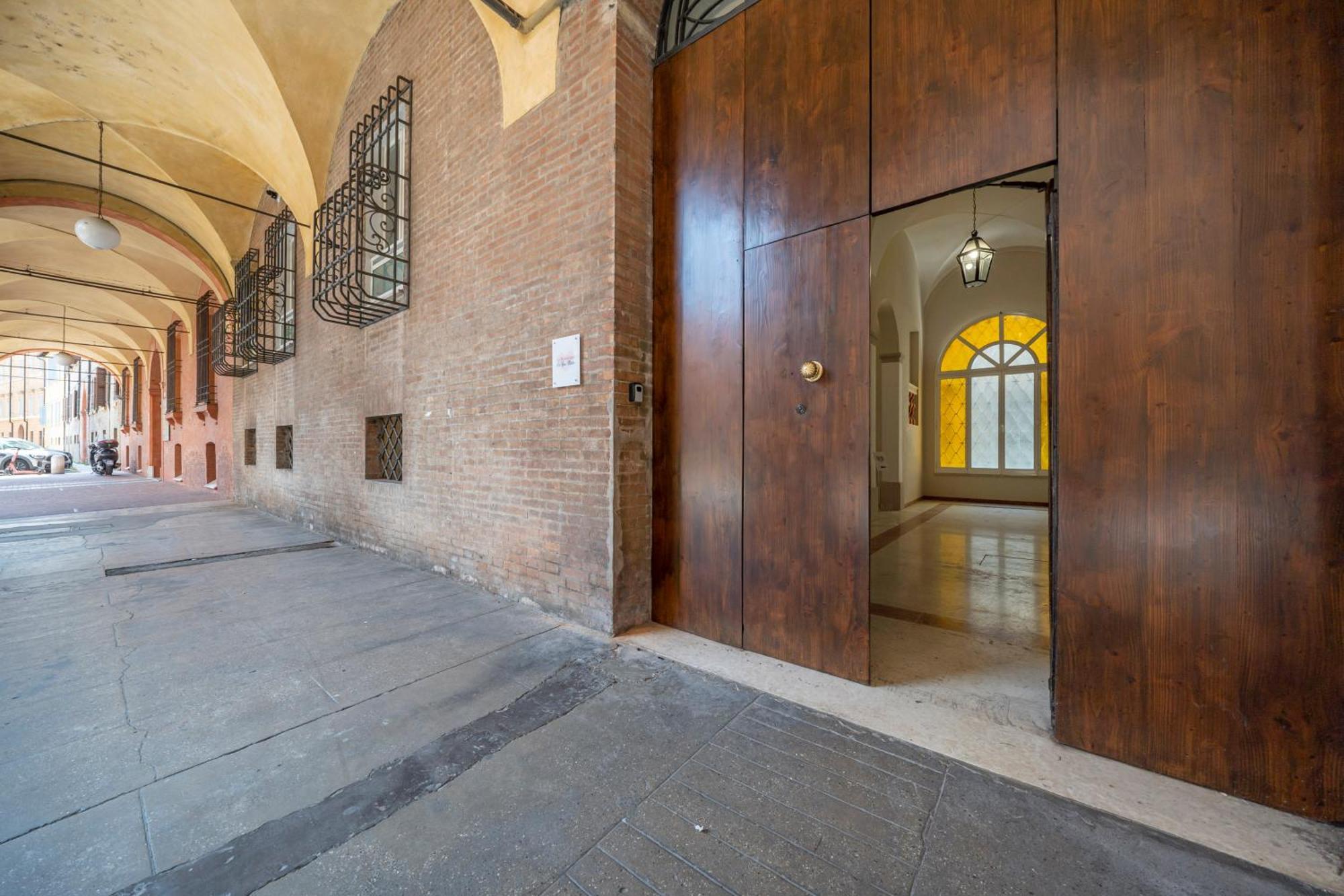 Via Emilia Centro - Stupendo Appartamento A Modena Esterno foto